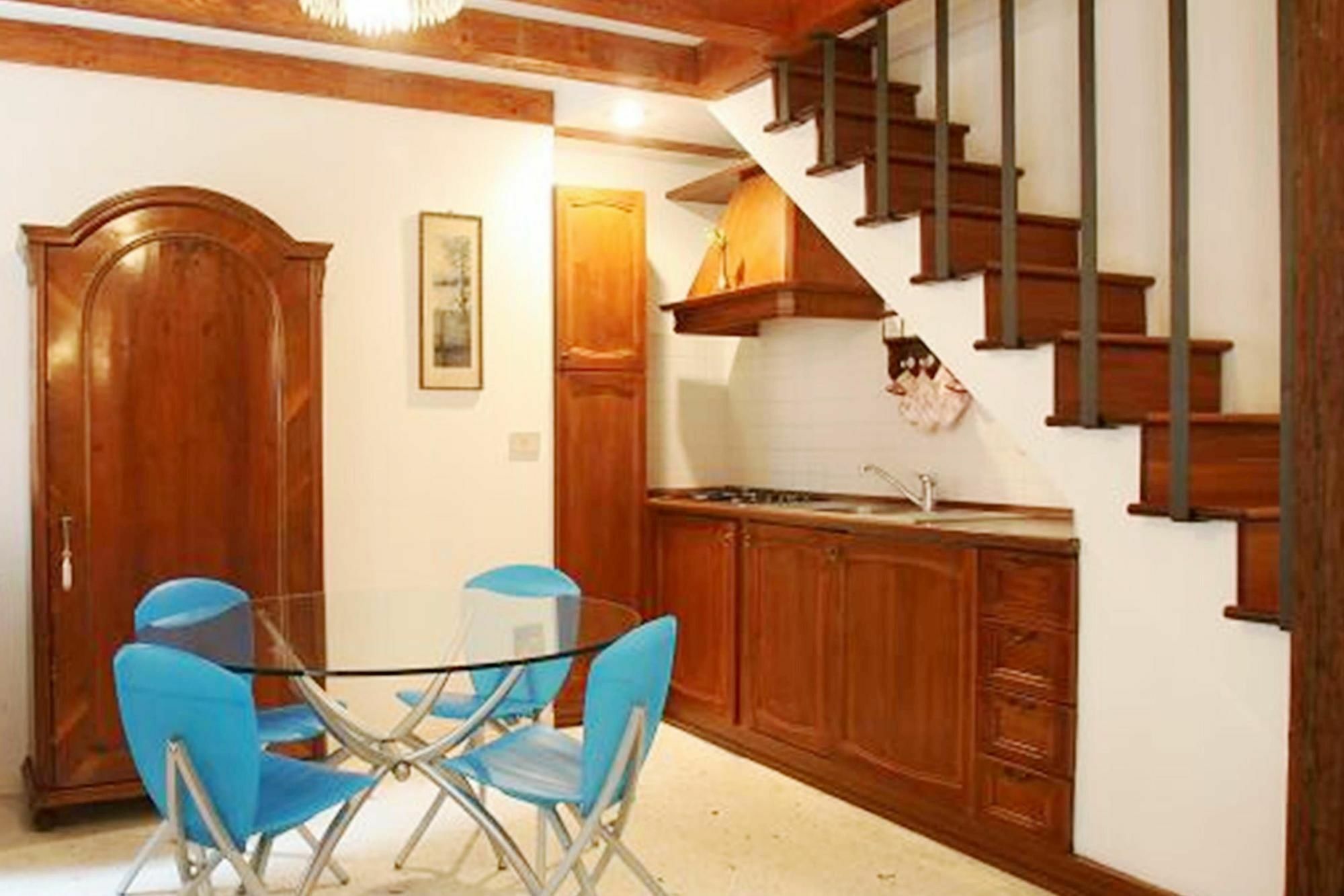 Sunrise Apartment Veneţia Exterior foto